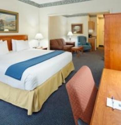 фото отеля Holiday Inn Express & Suites Lancaster (Ohio)