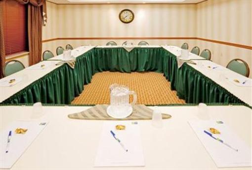 фото отеля Holiday Inn Express Hotel & Suites Frackville