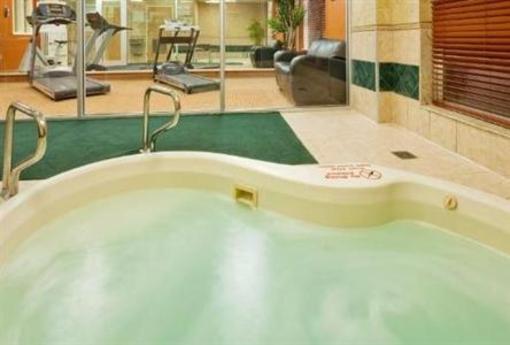 фото отеля Holiday Inn Express Hotel & Suites Frackville