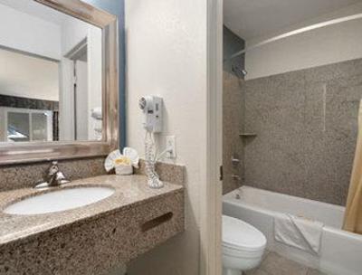 фото отеля Days Inn San Diego South Bay