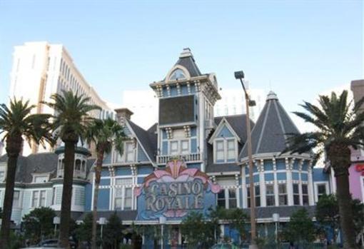 фото отеля Casino Royale and Hotel