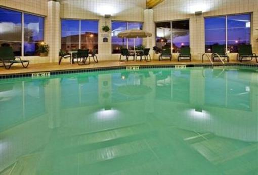 фото отеля Holiday Inn Express Newton