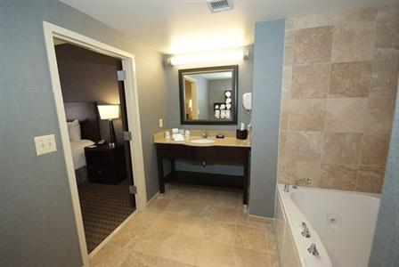 фото отеля Hampton Inn & Suites Vineland