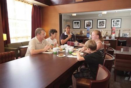 фото отеля Hampton Inn & Suites Vineland
