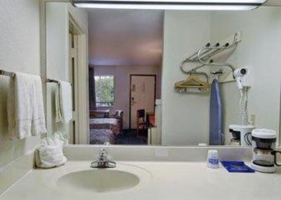 фото отеля Howard Johnson Express Inn Houston