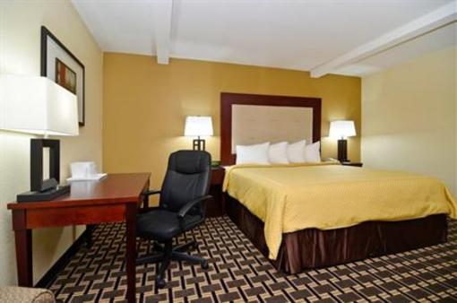 фото отеля Best Western Woodstock Inn