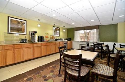 фото отеля Best Western Woodstock Inn