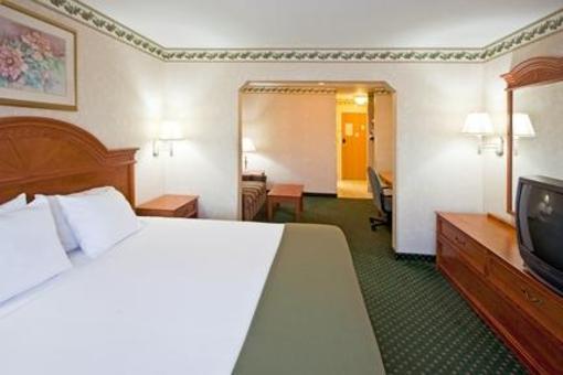 фото отеля Holiday Inn Express Charlotte