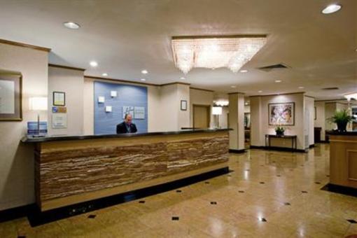 фото отеля Holiday Inn Express Van Nuys