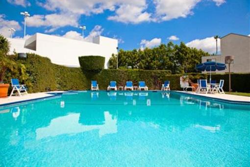 фото отеля Holiday Inn Express Van Nuys