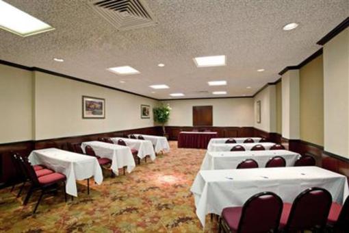 фото отеля Holiday Inn Express Van Nuys