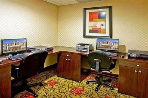фото отеля Holiday Inn Express Hotel & Suites Orlando South-Davenport