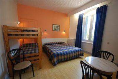 фото отеля Hotel De Paris Briancon