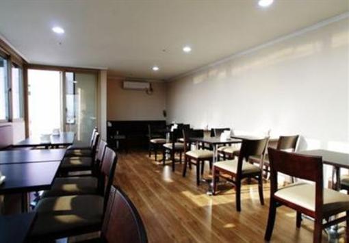 фото отеля Eastgate Tower Hotel