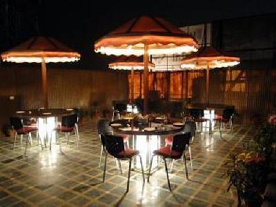 фото отеля Hotel Crystal Retreat Agra