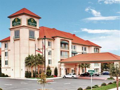 фото отеля La Quinta Inn & Suites Fresno Riverpark