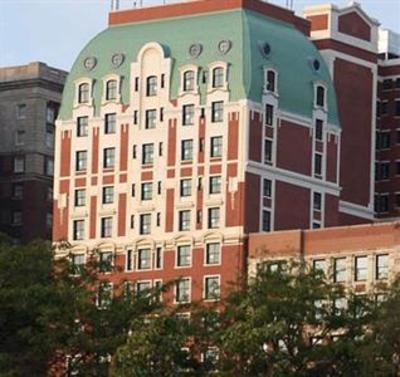 фото отеля The Blackstone A Renaissance Hotel