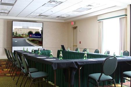 фото отеля Hilton Garden Inn Hoffman Estates