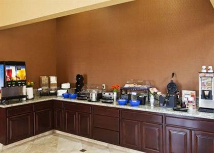 фото отеля Comfort Inn & Suites Colton