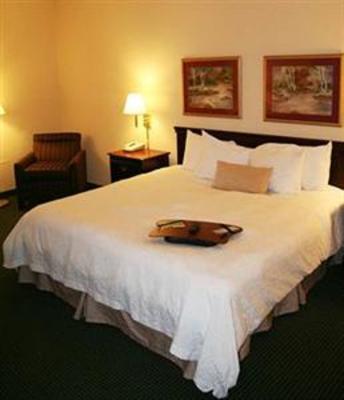 фото отеля Hampton Inn Parkersburg