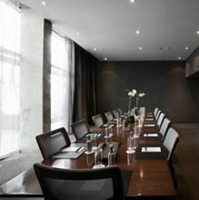 фото отеля Opus Hotel Montreal