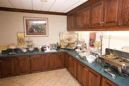 фото отеля Hampton Inn & Suites Lake Mary at Colonial TownPark