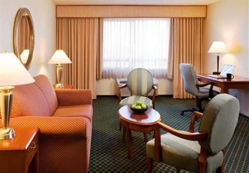 фото отеля Courtyard by Marriott Newark Silicon Valley