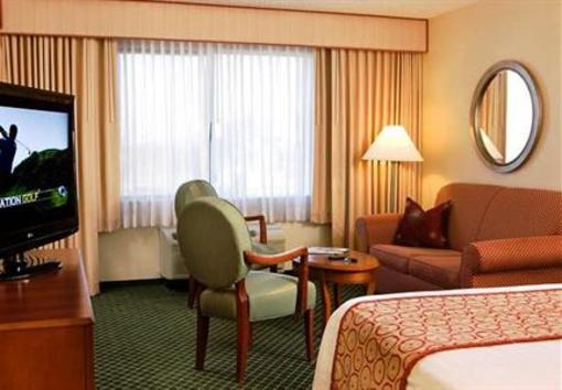 фото отеля Courtyard by Marriott Newark Silicon Valley