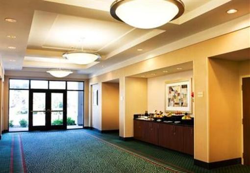 фото отеля Courtyard by Marriott Newark Silicon Valley