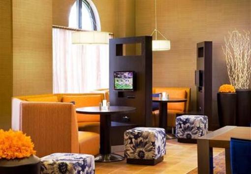 фото отеля Courtyard by Marriott Newark Silicon Valley