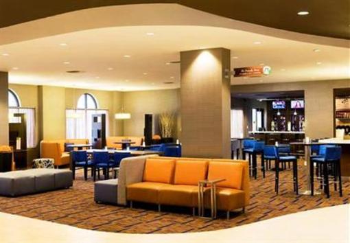 фото отеля Courtyard by Marriott Newark Silicon Valley