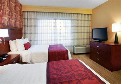 фото отеля Courtyard by Marriott Phoenix Camelback