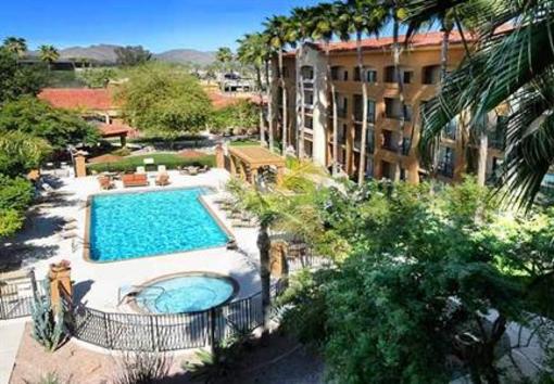 фото отеля Courtyard by Marriott Phoenix Camelback