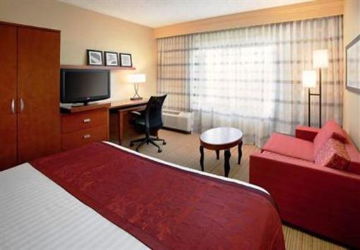 фото отеля Courtyard by Marriott Phoenix Camelback