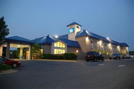 фото отеля Holiday Inn Express Stephens City