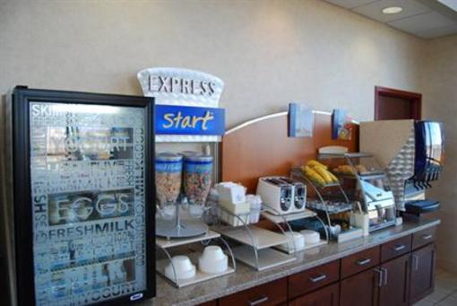 фото отеля Holiday Inn Express Stephens City