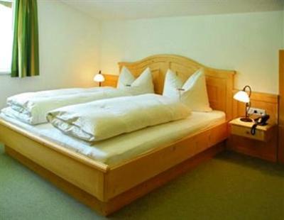 фото отеля Landhaus Alpensonne Schattwald