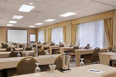 фото отеля Doubletree Guest Suites Houston