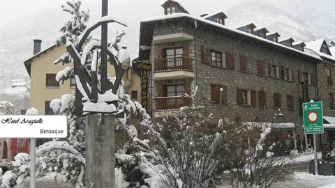 фото отеля Araguells Hotel Benasque