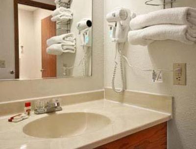 фото отеля Super 8 Centerville