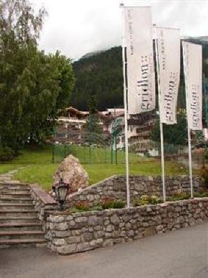 фото отеля Hotel Gridlon Wellness am Arlberg