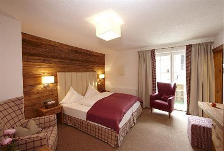 фото отеля Hotel Gridlon Wellness am Arlberg