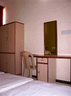 фото отеля Cutie's Girls' Hostel