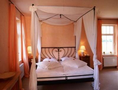 фото отеля Hotel und Landhaus Grüner Jäger Jesteburg