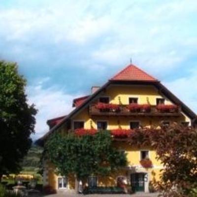 фото отеля Landgasthof Löckerwirt Sankt Margarethen im Lungau