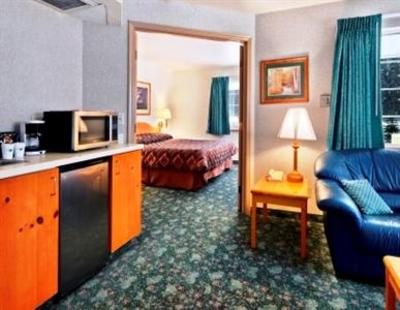 фото отеля Summit Lodge at Snoqualmie Pass