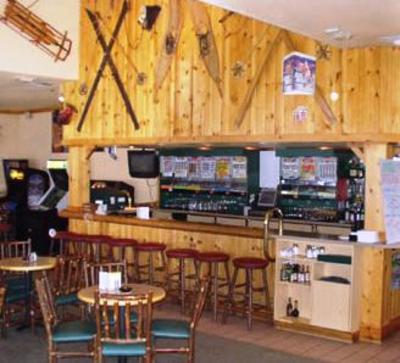фото отеля Summit Lodge at Snoqualmie Pass