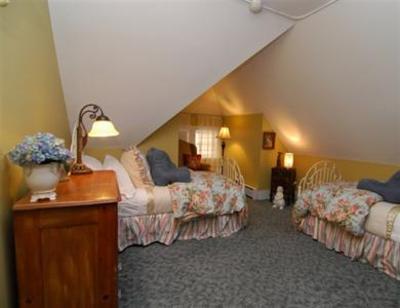 фото отеля Pine Bush House Bed & Breakfast