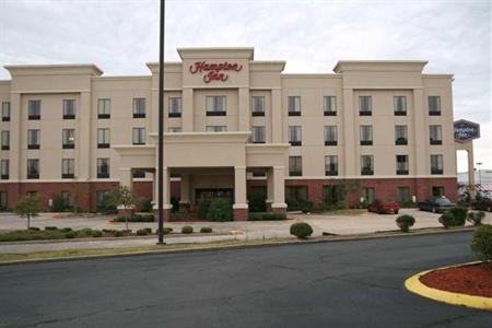 фото отеля Hampton Inn Canton, MS