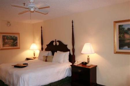 фото отеля Hampton Inn Canton, MS